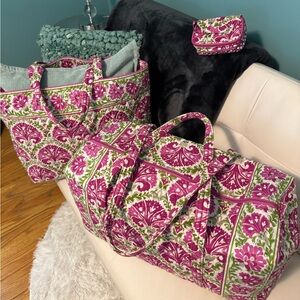 Vera Bradley Julep Tulip Duffel Bag, Tote & Jewelry Case